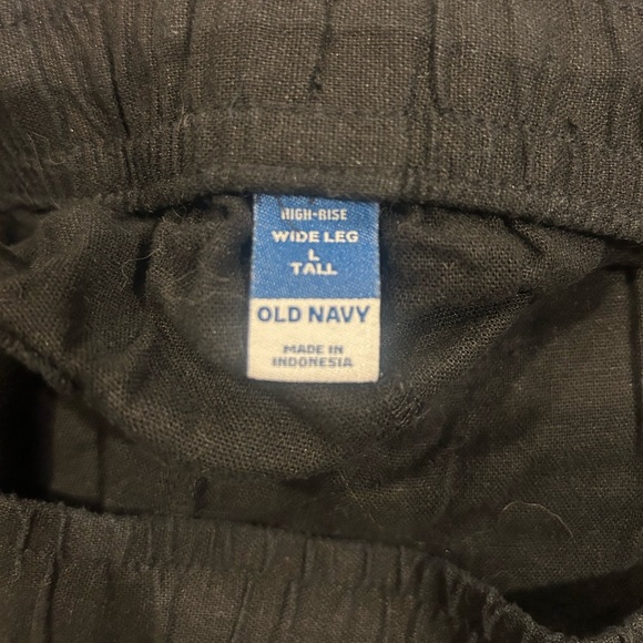 3 for $15 - Bundle 3 items and save - Old Navy high rise black linen pants - Picture 2 of 2